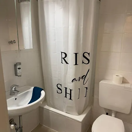 Appartement Rheinblick Apartment- Park And