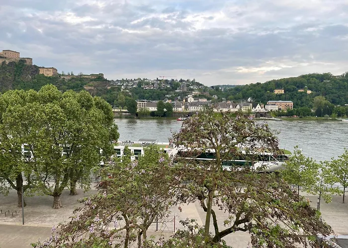 아파트 Rheinblick Apartment- Park And